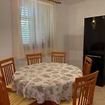 Milan Apartman *