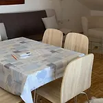 Milan דירה *