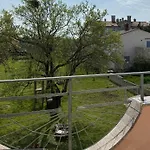 Milan アパート ペロイ