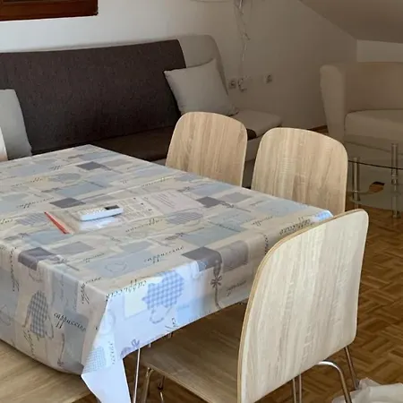 Milan Apartment *