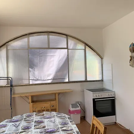 Milan Apartman Peroj
